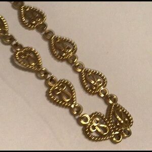 Vintage 70s Shimmering
Goldtone Heart Necklace